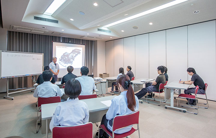 Cross-departmental quality training system