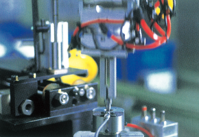 Automatic valve inspection machine